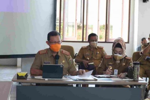 Sekdaprov Lampung Pimpin Rapat Teknis Bersama Distributor Oksigen Medis