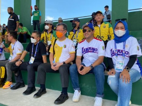 Kemenangan Tim Softball Lampung Disaksikan Sekdaprov dan Ketua DPRD