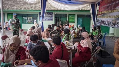 Den Pom II/3 Lampung Gelar Vaksnasi Covid-19 Dosis Pertama