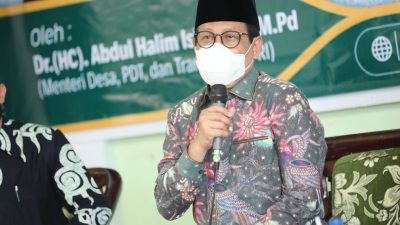 Mendes Abdul Halim: Santri Berperan Besar Gerakkan Ekonomi Desa