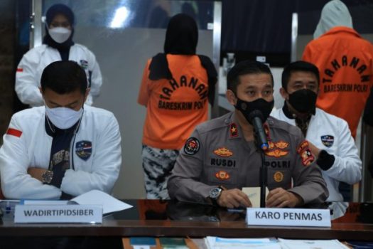 Bareskrim Polri Tangkap 4 Penipu Skema Bussiness Email Compromise