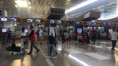 Cegah Covid-19 Varian B.1.1.529, WNA dari 8 Negara Ini Dilarang Masuk Indonesia