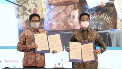 Tingkatkan Produktivitas BUMDes, Kemendes PDTT Gandeng PLN Pastikan 100 Persen Desa Teraliri Listrik pada 2024