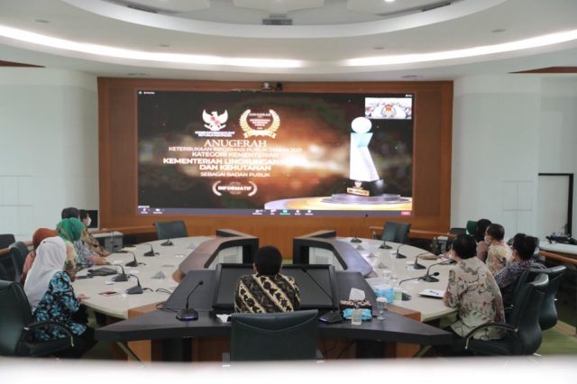 Kemendesa PDTT Kembali Raih Penghargaan Badan Publik Informatif