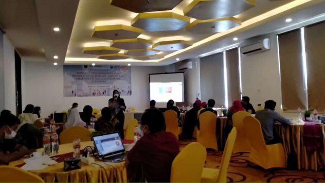 Puluhan Pokmas di Metro Ikuti Workshop Peningkatan Layanan Air Sanitasi dan Kebersihan