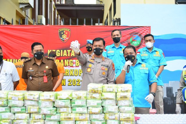Polda Lampung Musnahkan 97,6 Kg Sabu-Sabu Senilai Ratusan Miliar