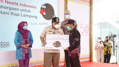 Gubernur Arinal Ajak Petani Kopi Binaan Nestle Dukung Program KPB