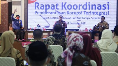 Kumpulkan Bupati/Wali Kota dan Pimpinan DPRD, Ganjar Kembali Ingatkan Tidak Korupsi