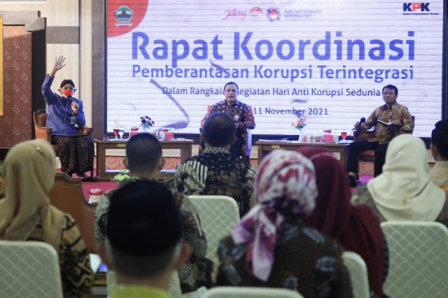 Kumpulkan Bupati/Wali Kota dan Pimpinan DPRD, Ganjar Kembali Ingatkan Tidak Korupsi