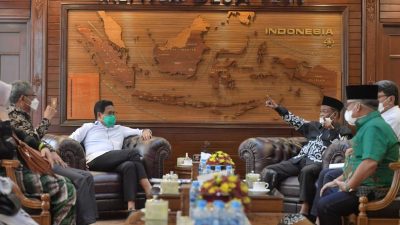 Mendes PDTT Minta Pengembangan Smart Village tidak Gerus Kearifan Lokal