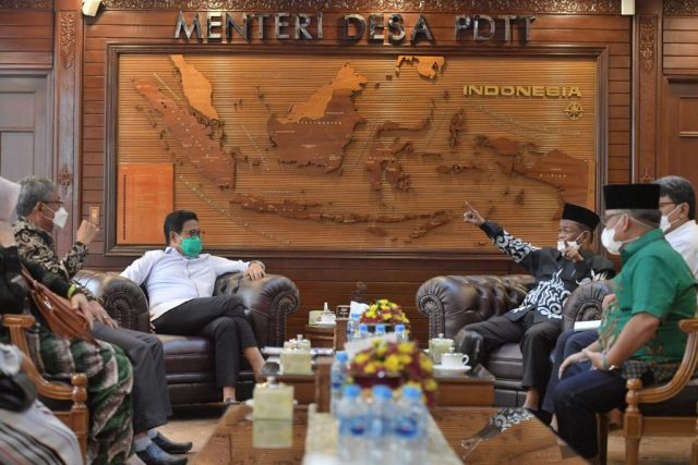 Mendes PDTT Minta Pengembangan Smart Village tidak Gerus Kearifan Lokal
