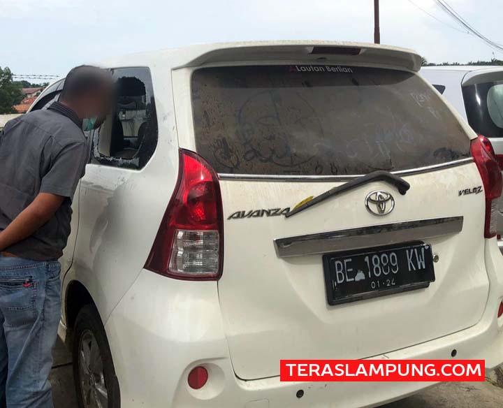 Modus Pecah Kaca, Pencuri Gasak Uang Rp 164 Juta di Jok Mobil di Rejosari Lampung Utara