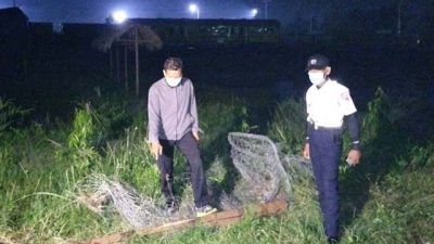 Tiga Pencuri Besi Rel KA di Stasiun Rejosari Lamsel Ditangkap