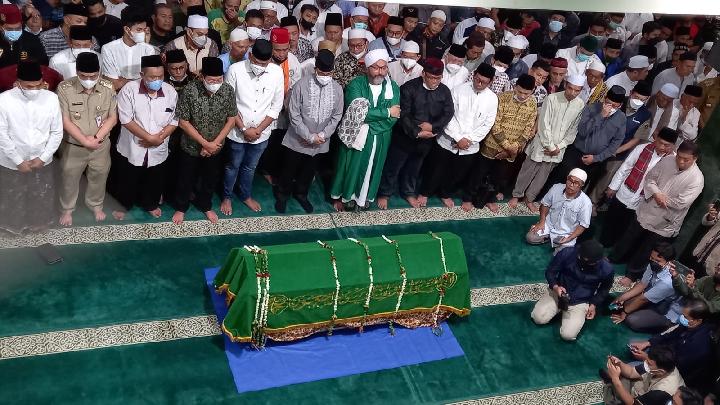 Haji Lulung Wafat karena Sakit, Anies Baswedan dan Wagub Riza Turut Menyalatkan