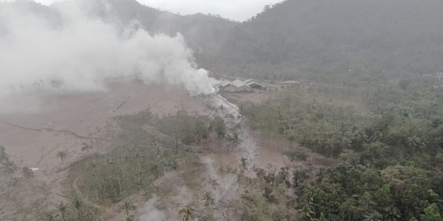 Update Erupsi Gunung Semeru: 15 Warga Meninggal, 27 Orang Hilang