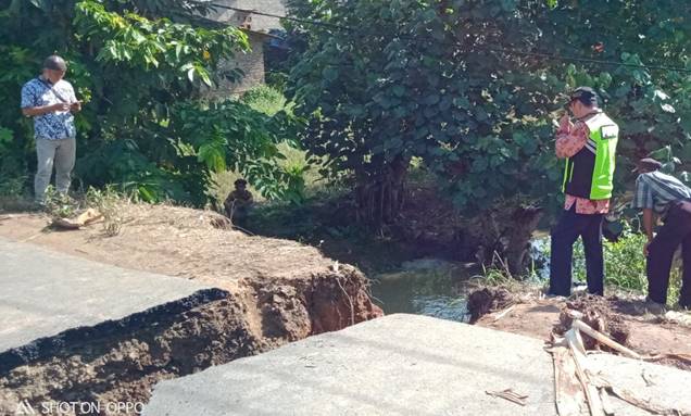 Jembatan Ambrol di Sidodadi Asri, Ini Kata Bupati Lamsel