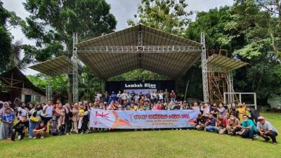 Hutama Karya Gelar Familiy Gathering Media di Taman wisata Lembah Hijau