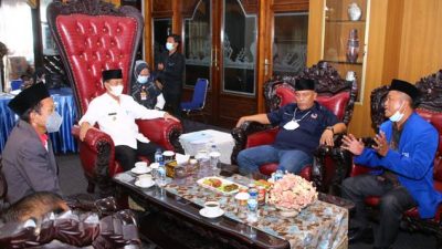 Panggil Parpol Pengusung, Bupati Lampura Dorong Parpol Proses Dua Nama Cawabup