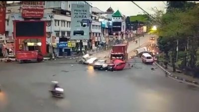 Kecelakaan Maut, Lima Orang Tewas Ditabrak Truk Kontainer di Balikpapan