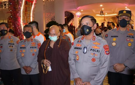 Pastikan Tidak Ada Gangguan, Kapolda Lampung Tinjau Ibadah Imlek