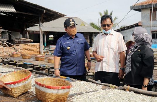 Persiapan Kunjungan Menko Airlangga Hartarto, Gubernur Arinal Tinjau Pulau Pasaran