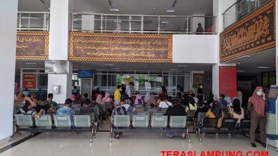 Warganet Bandarlampung Protes Pelayanan Disdukcapil di Gedung Satap