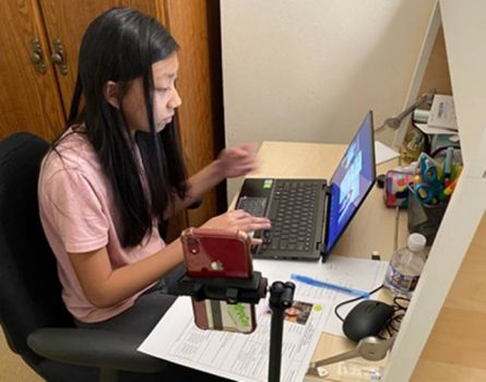 Siswa dari New York Mengikuti Tes Seleksi PSB SMA Labschool 2022