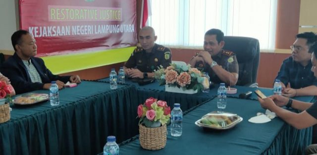 Akui Pentingnya Media Massa, Kajari Lampura Siap Berikan Kemudahan Akses Informasi