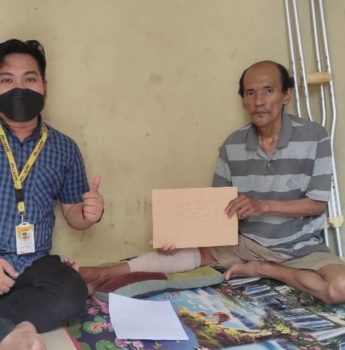 YPSSI Berikan Santunan untuk Mitra Pengemudi dan Penumpang Maxim di Bandarlampung