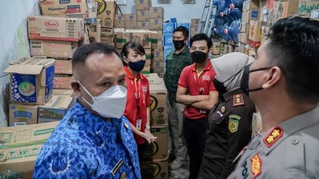 Bupati Lamsel Sidak Minyak Goreng, Izin Usaha akan Dicabut Jika Pengusaha Timbun Migor