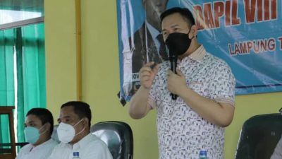 Noverisman Subing Reses di Gunung Pelindung, Masyarakat Curhat Soal Jalan Rusak