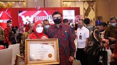 Pemkot Bandarlampung Peroleh Penghargaan dari Kemenpan RB