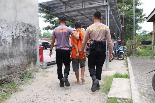 Kurir Narkoba Diamankan Polisi Saat Bertransaksi di Lapangan Futsal di Pekon Sukoharjo