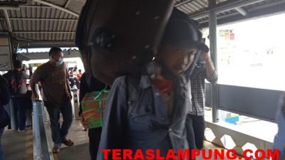H-4 Idul Fitri, Pemudik Mulai Padati Pelabuhan Bakauheni