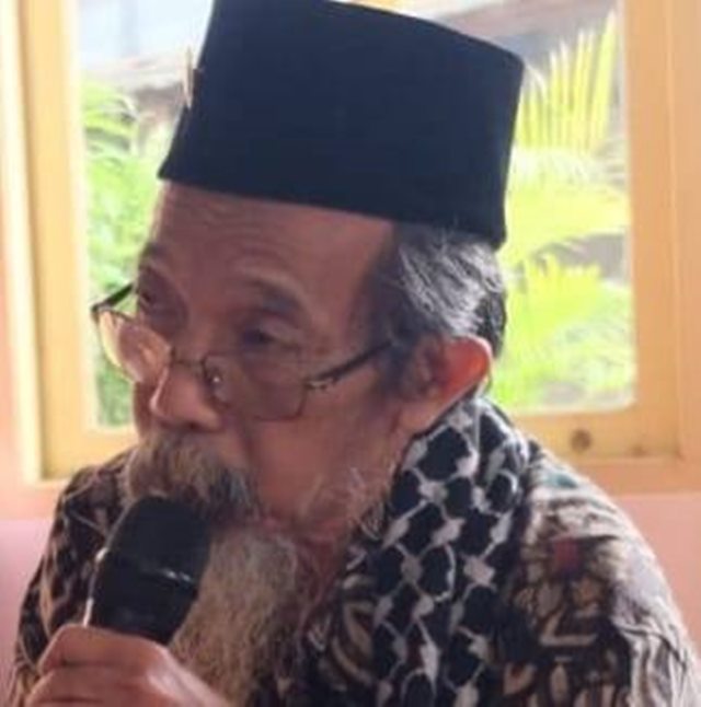 Susu Kental Manis, Kopat Kapit, dan Aturan