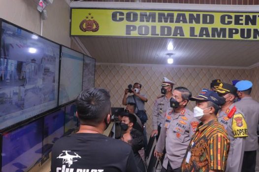 Kapolda Lampung Pantau Lalu Lintas dan Pos Terpadu di Bakauheni