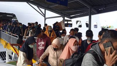 H-2 Idul Fitri, Jumlah Pemudik di Pelabuhan Bakauheni Melonjak