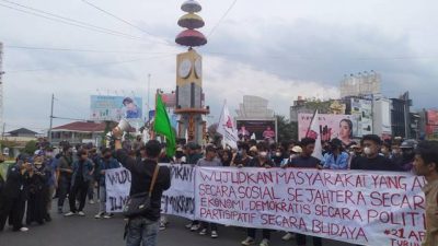 Aksi di Bundaran Adipura Bandarlampung, Ini Tujuh Tuntutan Mahasiswa Lampung