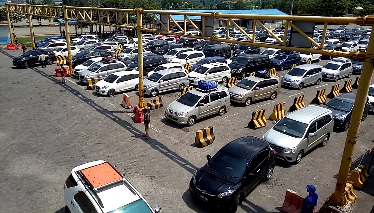 Arus Balik Lebaran H+3: 8.107 Mobil dan 6.394 Sepeda Motor Menuju ke Pelabuhan Merak
