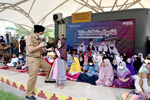 Walikota Metro dan Bunda Literasi Kota Metro Hadiri Literasi Ramadhan