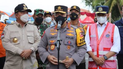 Gubernur Arinal Dampingi Kapolri dan Menhub Tinjau Arus Balik Lebaran 2022 di Pos Terpadu Pelabuhan Bakauheni