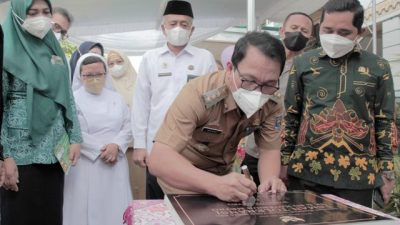 Wali Kota Metro Wahdi Siradjuddin Resmikan Taman Toleransi Pertama di Lampung