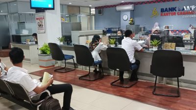 Aktivitas di Bank Lampung Berjalan Normal
