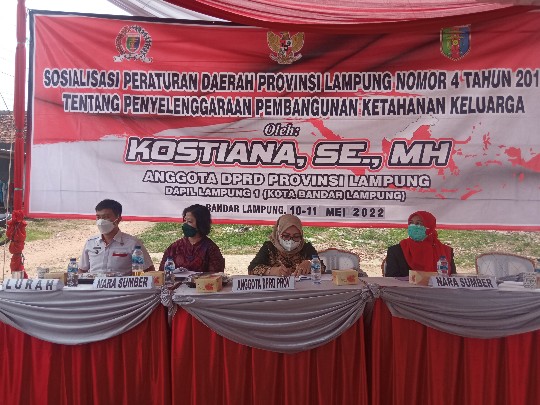 Kostiana Sosialisasikan Perda Ketahanan Keluarga di Tanjungkarang Timur
