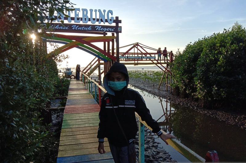 Ade Saskia, Penjaga Mangrove dari Makassar