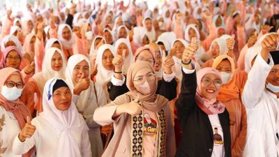 Ganjar Pranowo Didukung Ribuan Emak-Emak di Lampung, Ini Alasannya