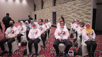 20 Pasangan Suami – Isteri Pejabat Eselon 2 Pemprov Lampung Ikuti Bimtek Antikorupsi KPK RI