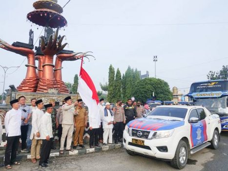 Bupati Musa Ahmad Lepas Calon Jamaah Haji Lamteng Kloter 7