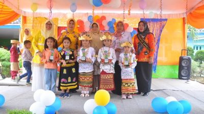 Bunda Paud Lamteng Hadiri Pelepasan Siswa-Siswi TK Pembina Gunungsugih