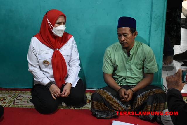 Korban Kebakaran di Kotakarang Bandarlampung Terima Santunan dari Walikota